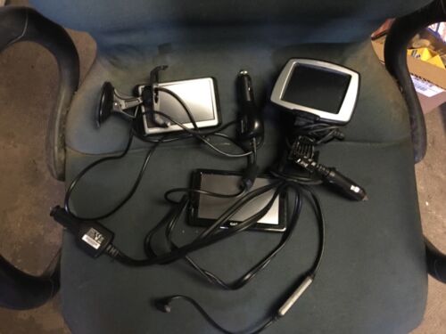 GARMIN Nuvi 255W 2555LM Street Pilot C330 Bundle With Chargers Mounts GPS Navi