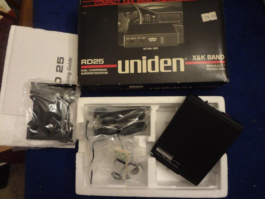 NOS BRAND NEW Uniden RD25 radar detector COMPLETE w/Brackets in Original Box