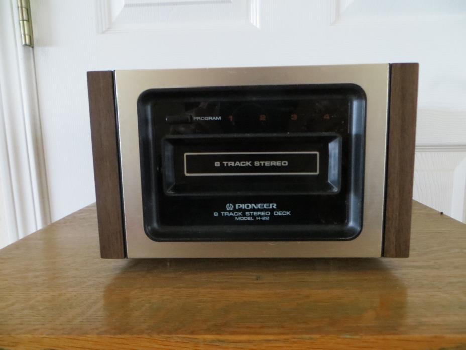 PIONEER 8 TRACK STEREO PLAYER DECK H-22