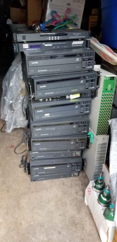 Lot Of 18 Pioneer LD V8000 Professional Laserdisc Players as is untested