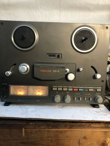 TASCAM 22-2 TWO TRACK STEREO TAPE DECK REEL-TO-REEL  Vintage Recorder
