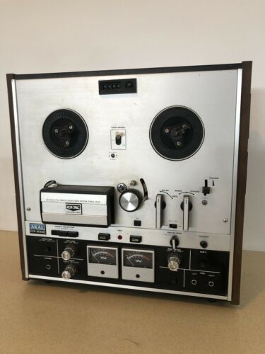 VINTAGE AKAI GX-220 REEL TO REEL STEREO TAPE RECORDER