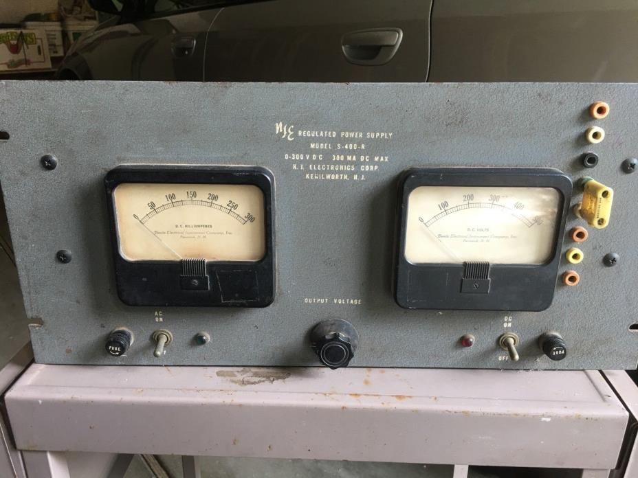 VINTAGE NJE POWER SUPPLY MODEL S-400-R , 0-300 V - DC, 0-300 MA 12 VACUUM TUBES