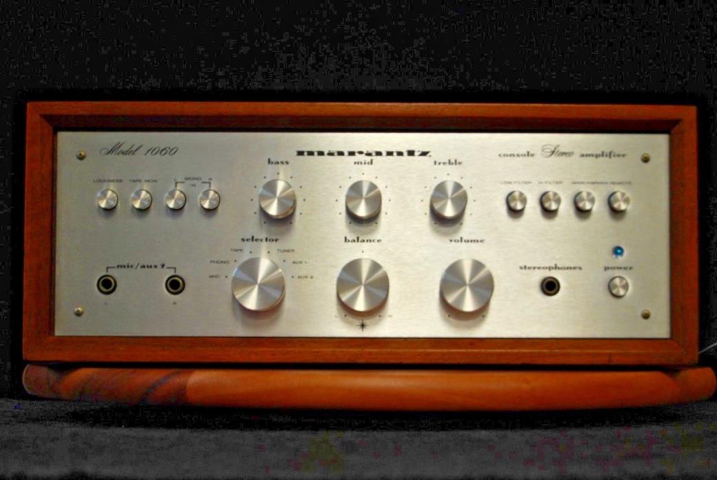 Vintage Marantz 1060 integrated amplifier with wood cabinet *MINT & Works Great*