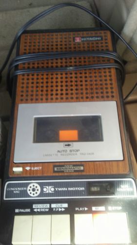 Retro Hitachi Portable Top Loading Cassette Tape Recorder(TRQ-340R)