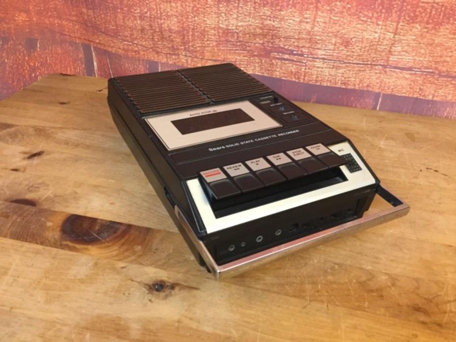 VINTAGE SEARS ROEBUCK Co SOLID STATE PORTABLE CASSETTE TAPE PLAYER RECORDER