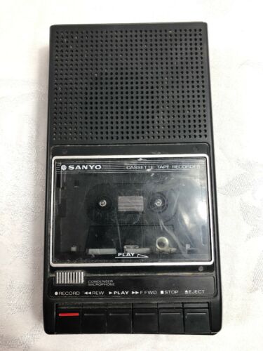 Vintage Sanyo Portable Cassette Recorder Slim 2 TESTED Drags