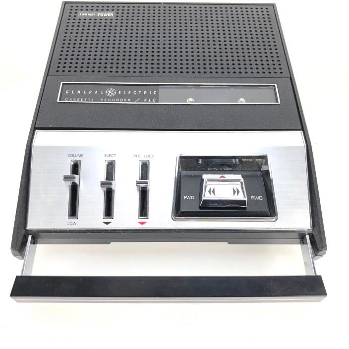 Vtg GE Portable Cassette Recorder Tape Player General Electric M8415 Desktop