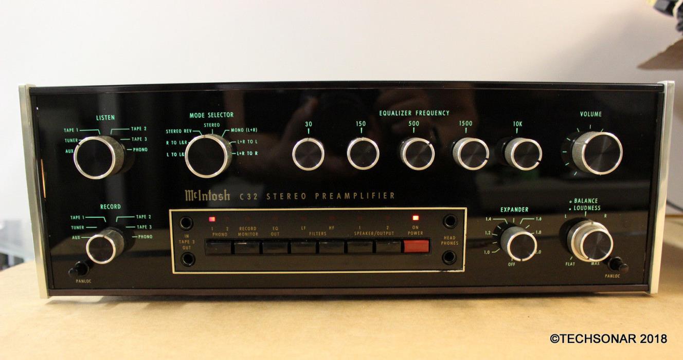 McIntosh C32 Stereo Preamplifier