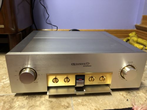 Pristine vintage Pioneer EXCLUSIVE C7 stereo pre amplifier. MEGA RARE!!!!!