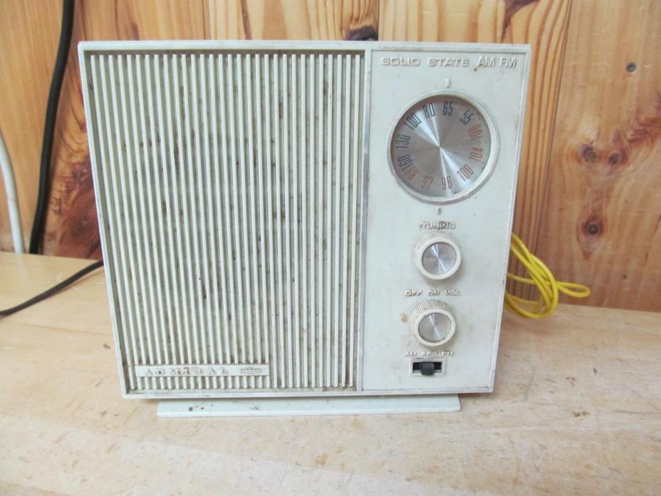 Admiral Radio – Solid State AM FM