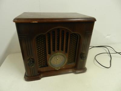 GE Classic Radio & Casette Player Model 7-4135 Genuine Wood Veneer Cabinet