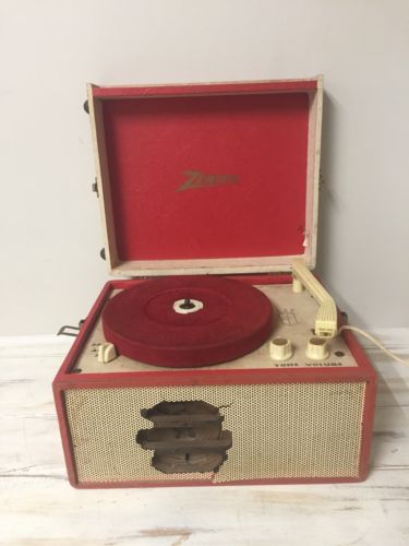 Zenith Portable Record Player Model FP-6VA