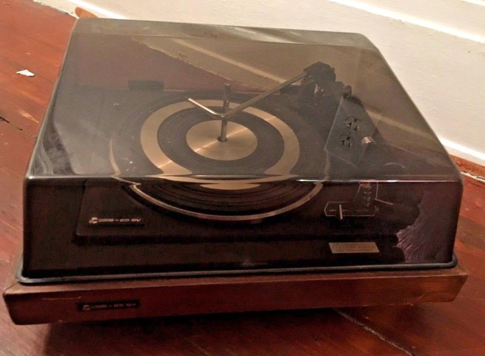 MESA 65SV vintage stereo turntable,  wood base hinged dust cover ,needs repairs