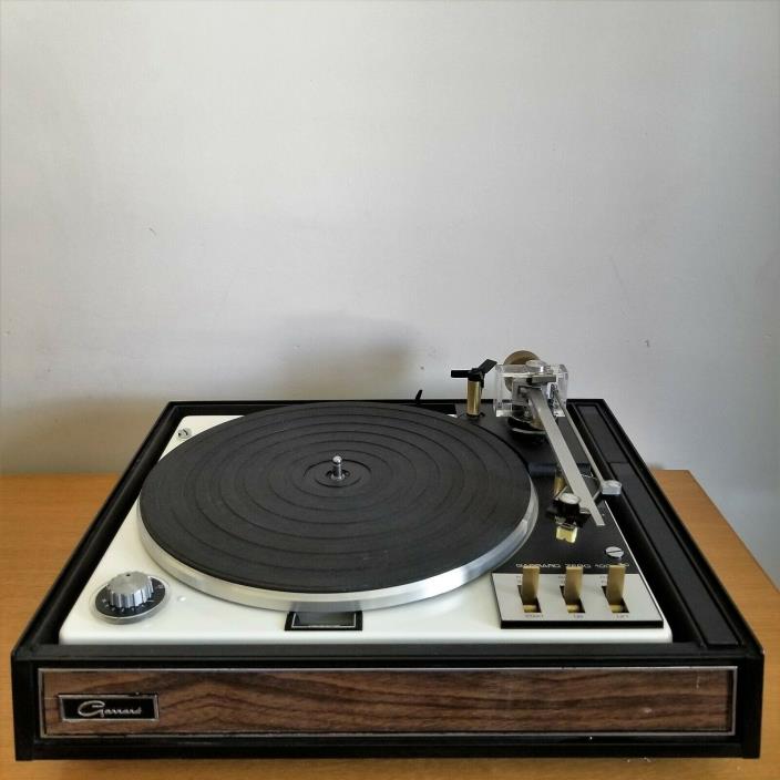 Very nice serviced Garrard Zero 100 record changer with Shure M91E cartridge.