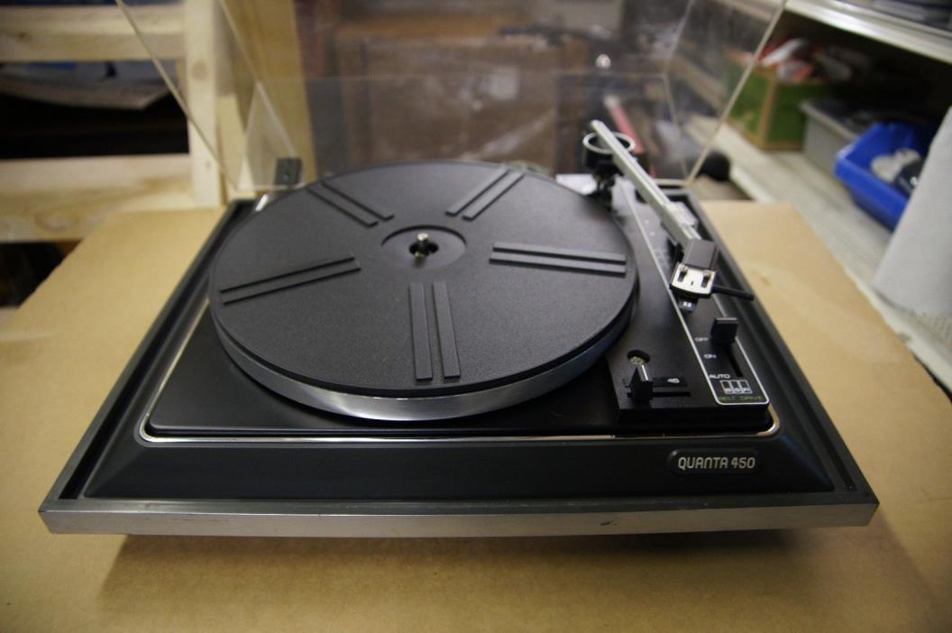Quanta 450 Turntable - Powers On, Turns, No Needle - For Parts/Repair