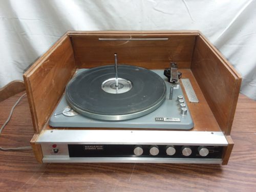 Elac Miracord 10 Benjamin Stereo 200 Vintage Record Player