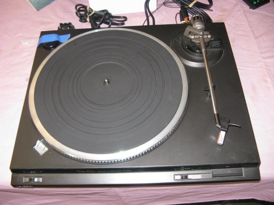 Technics SL-DD22 Record Player