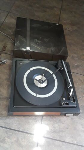 VINTAGE Realistic 48A Manual Turntable Precision crafted by BSR UK radio shack