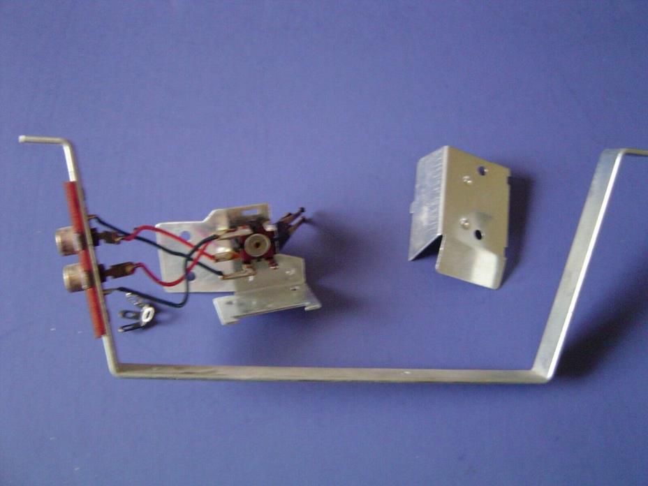 Dual 1219 Stereo Turntable Parting Out Phono Audio Jack  Assembly, Mute Switches