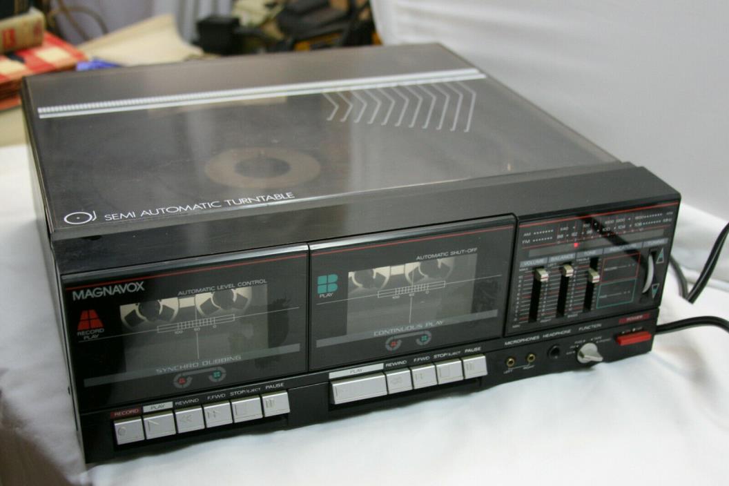 Magnavox SemiAutoTurntable MX1700BK03 AM/FM Cassette Dub Turntable works, AS-IS