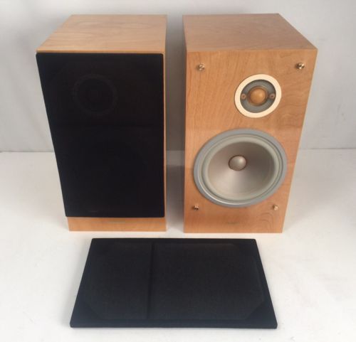 Legendary Vintage Yamaha NS-1 Speakers In Excellent Condition!