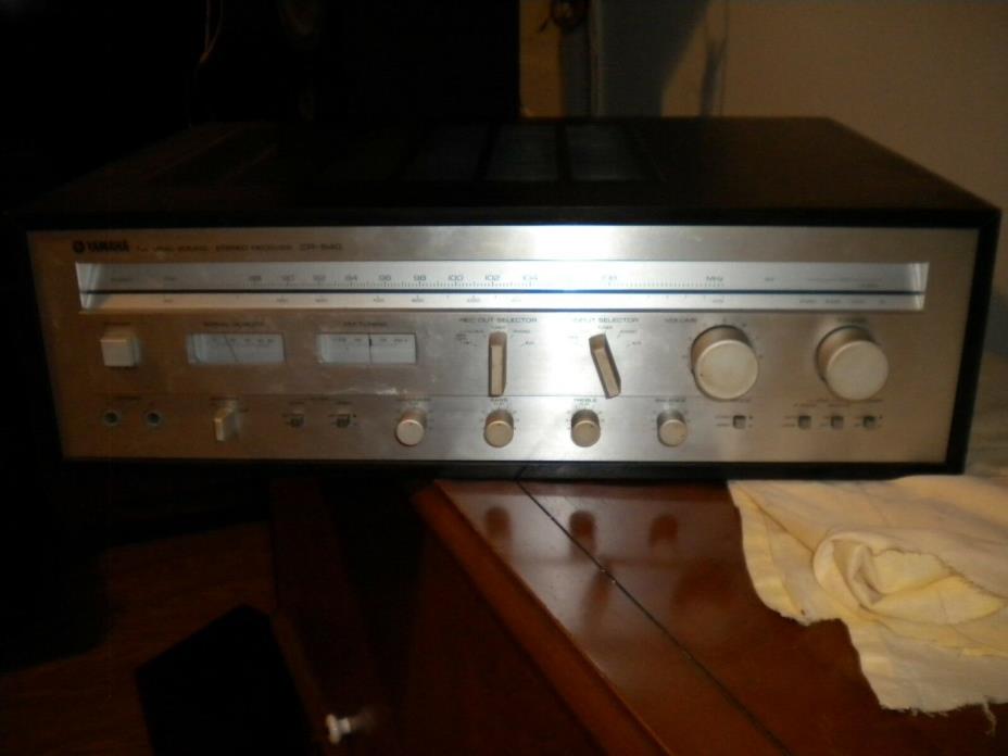 Yamaha Natural Sound Stereo Receiver CR-640 FOR PARTS /NO SOUND !!
