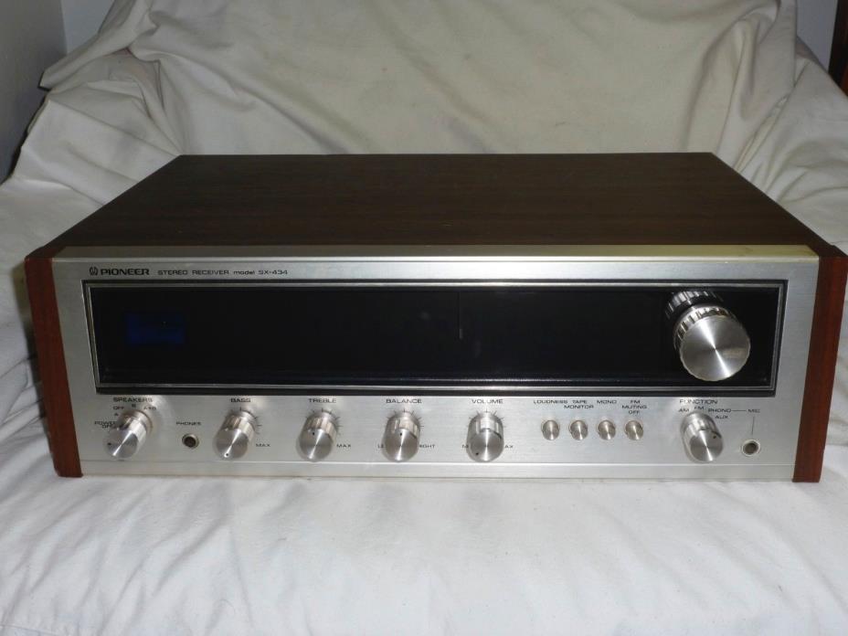 VINTAGE AUDIO RECEIVER - Pioneer SX-434 AM/FM Stereo Receiver Mid 1970's TESTED