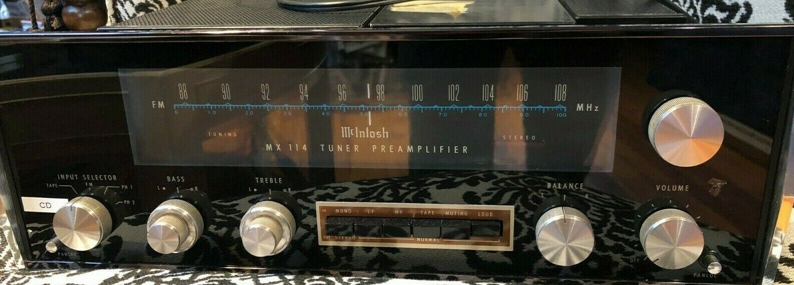 McIntosh MX114 Stereophonic Tuner Preamplifier