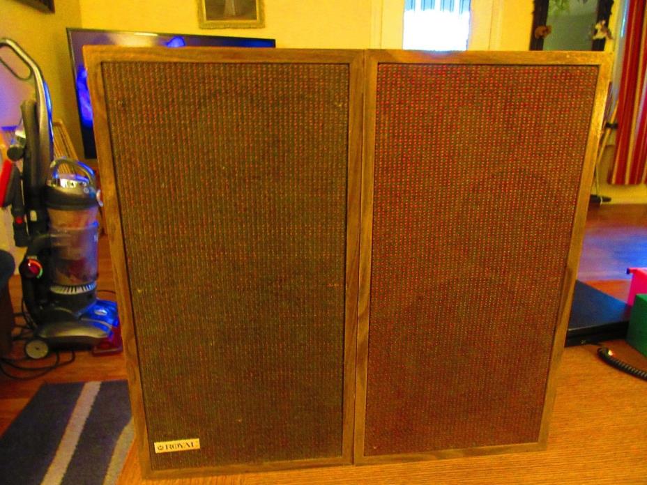 Vintage Rare Stereo Royal 3-A Speakers Sounds Great.