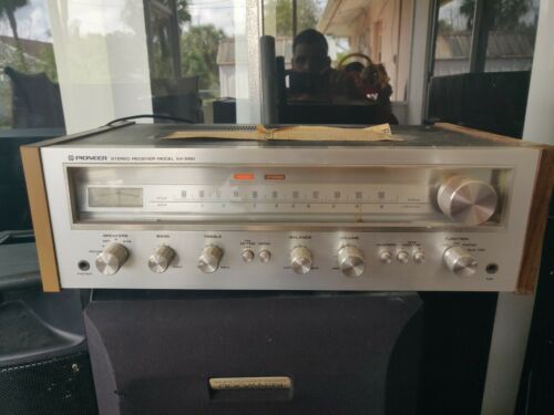 Vintage Solid State Pioneer SX-550 AM/FM Stereo Receiver Amplifier Tested Works
