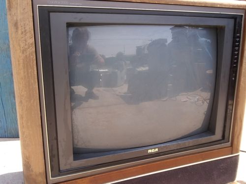 Vintage RCA ColorTrack 2000 Television Model 626350