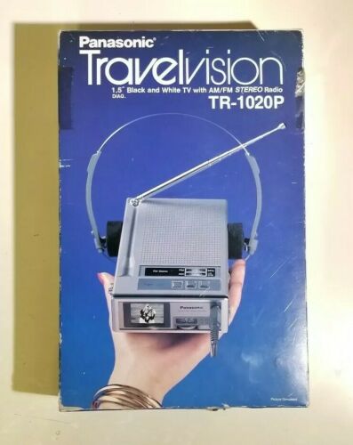 Vintage 1982 Panasonic Travelvision TR-1020P 1.5