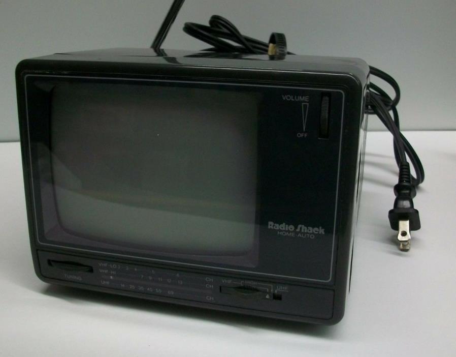 1994 Radio Shack portable TV B&W CRT television Portavision AC/DC analog Vintage