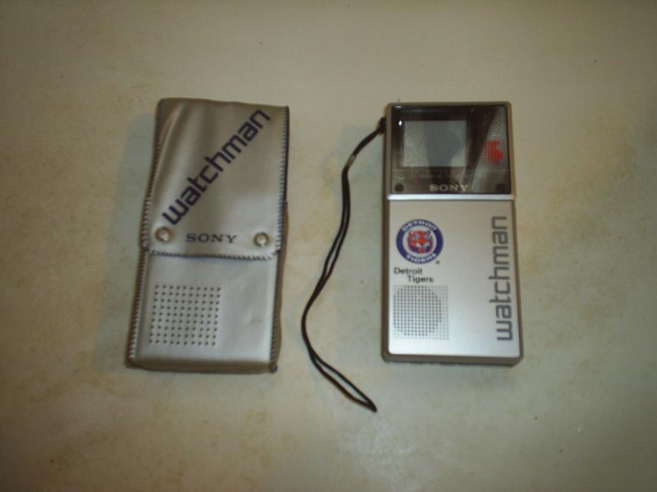 Vintage Sony Watchman Detroit Tigers Edition MLB Portable TV With Case