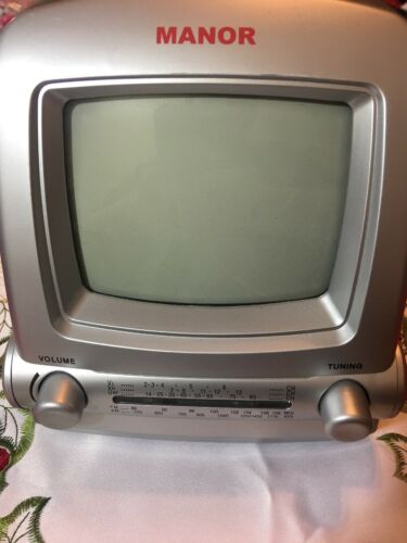 Manor Vintage 5.5” Black & White Portable TV With AM/FM Radio