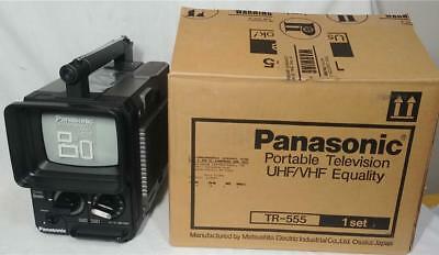Vintage Panasonic TR-555 B&W Solid State AC/DC 5