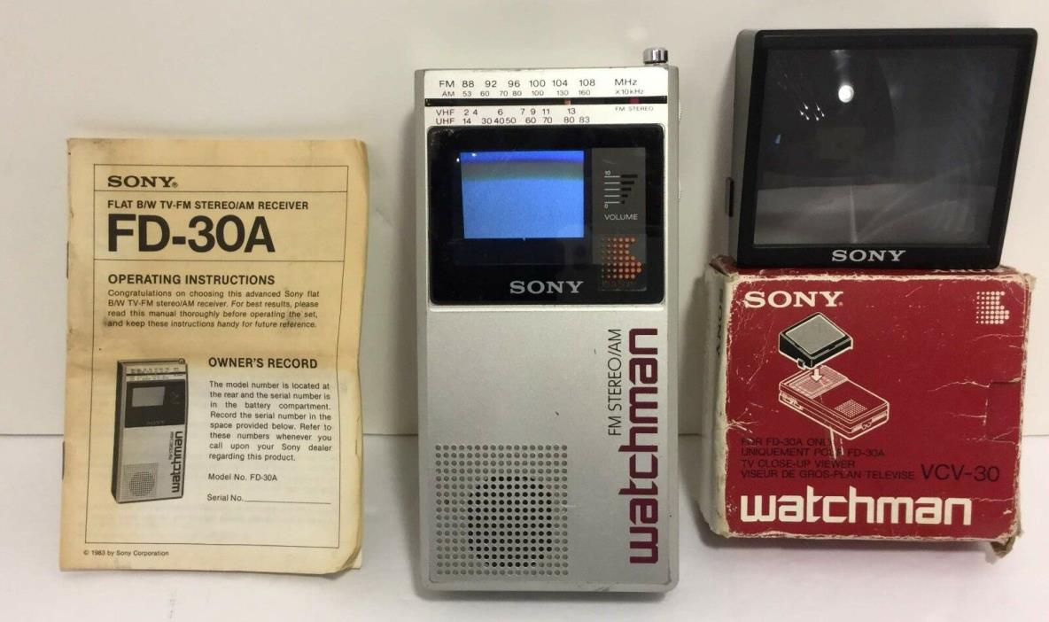 Vintage Sony FD-30A Watchman B&W TV FM/AM Radio + Closeup Viewer VCV-30 TESTED