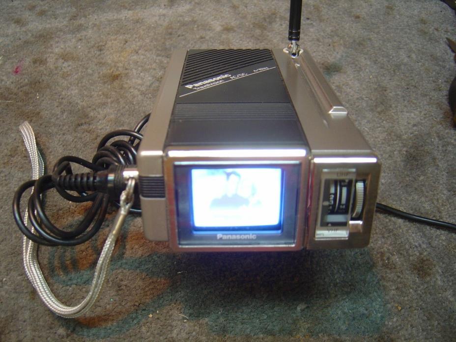PANASONIC TR-1030P VINTAGE TV  NOS ?