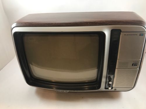 Vintage Toshiba Blackstripe C388 Television TV 13