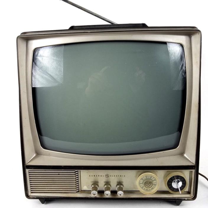 General Electric Vintage Black White 12” Tube Television SF2101-SL