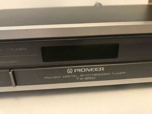 Vintage Pioneer TX-950 FM / AM Digital Synthesized Tuner Japan Made 1980's WORKS