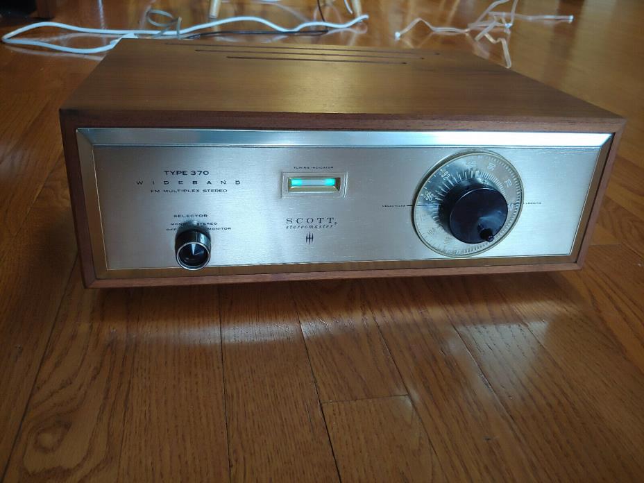 Scott  Type 370  Tube type Tuner Stereo with wooden case