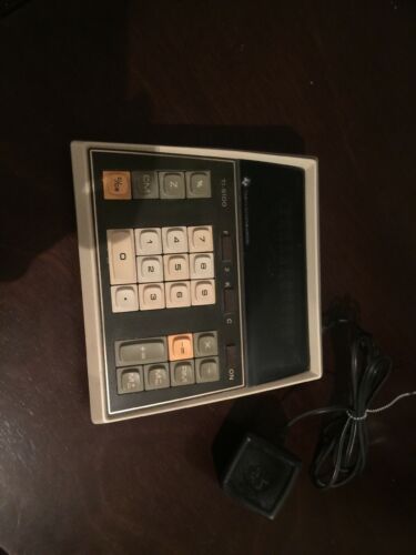 VINTAGE 1970s Texas Instruments TI-5100 Desktop Calculator With AC Adapter