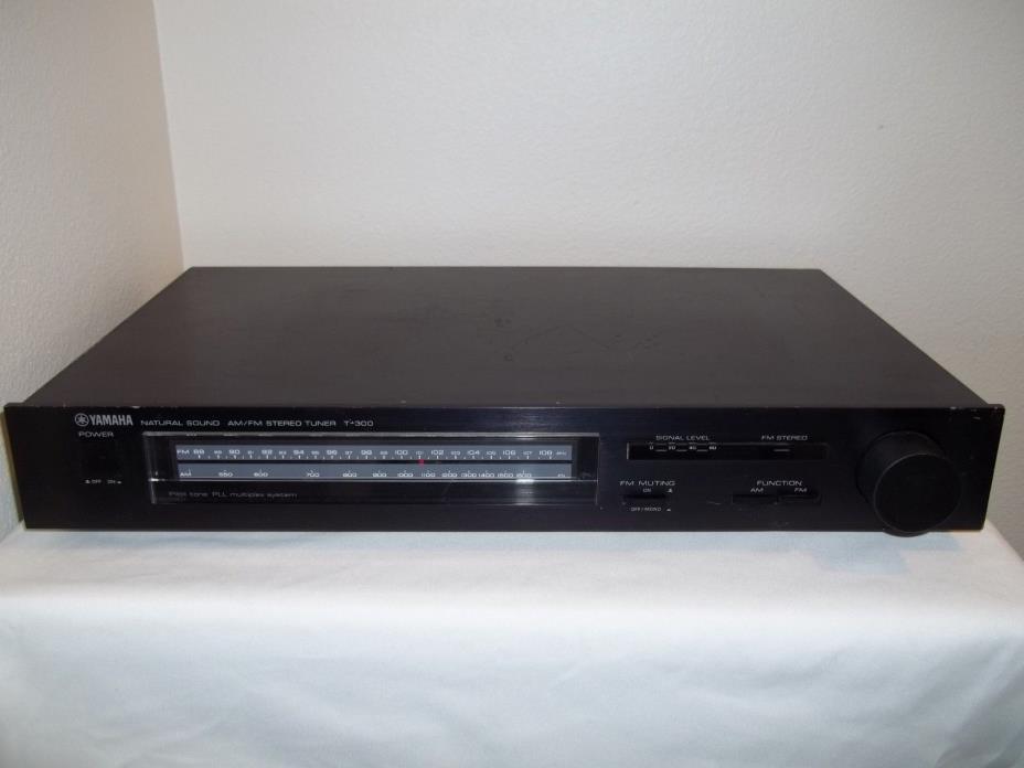 Yamaha Natural Sound AM/FM Home Stereo / Radio Tuner T-300 Vintage