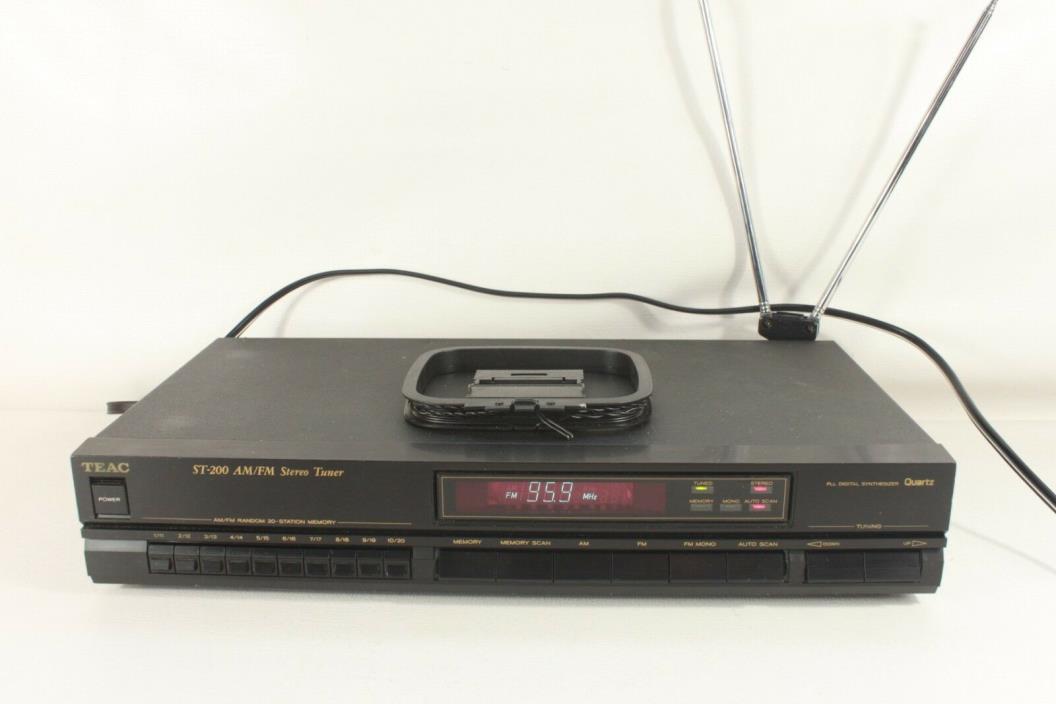 TEAC ST-200, AM/FM stereo PLL digital tuner.(ref B504)