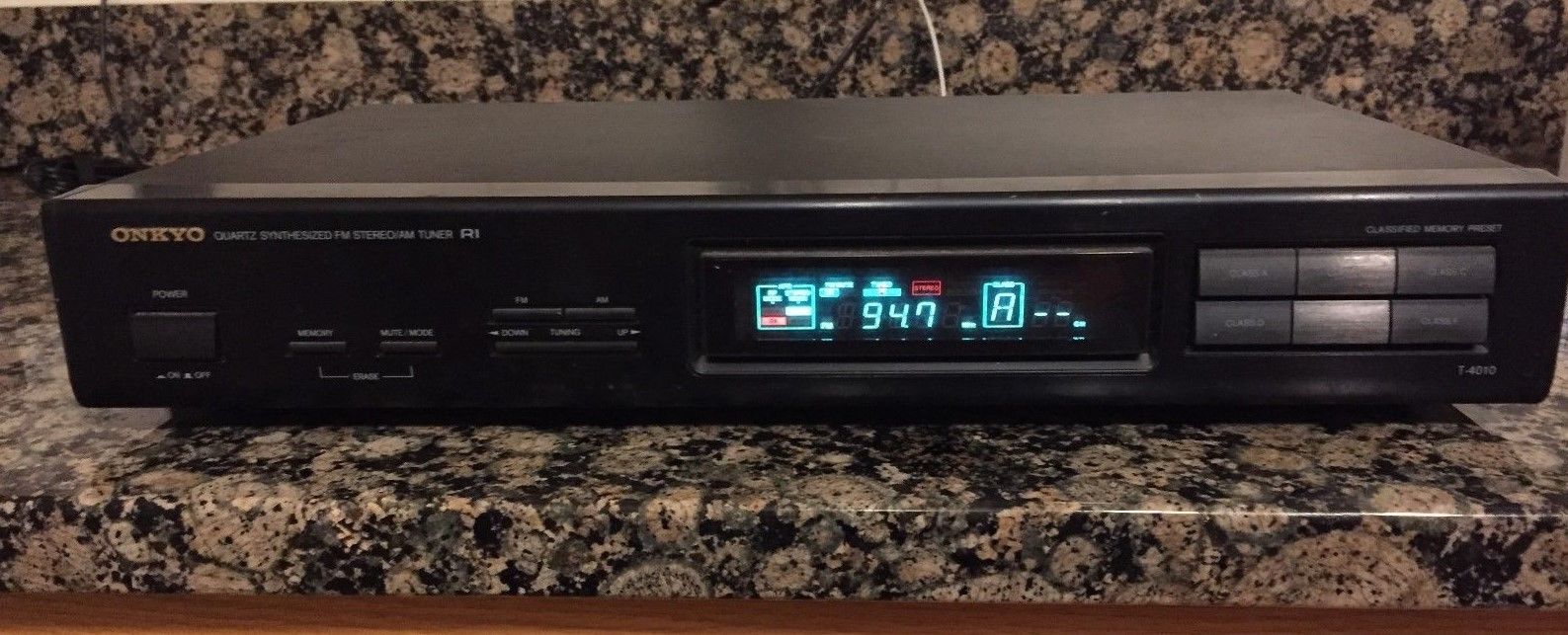 Onkyo T-4010 AM FM Radio Tuner