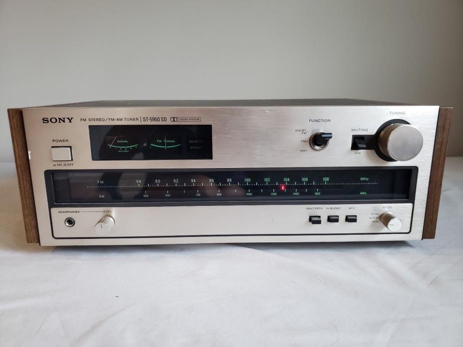 Vintage Sony ST-5950 SD  Fm Stereo / FM - AM Tuner - Sold AS-IS