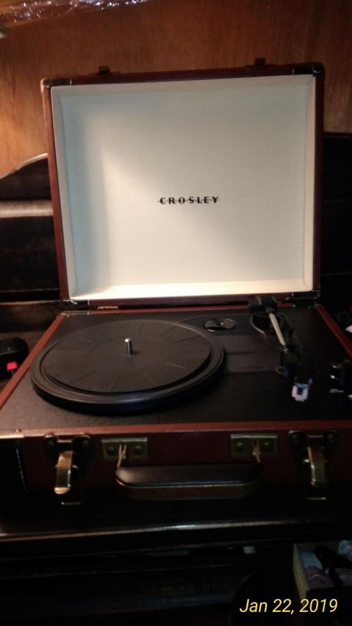 crosley turntable - no needle