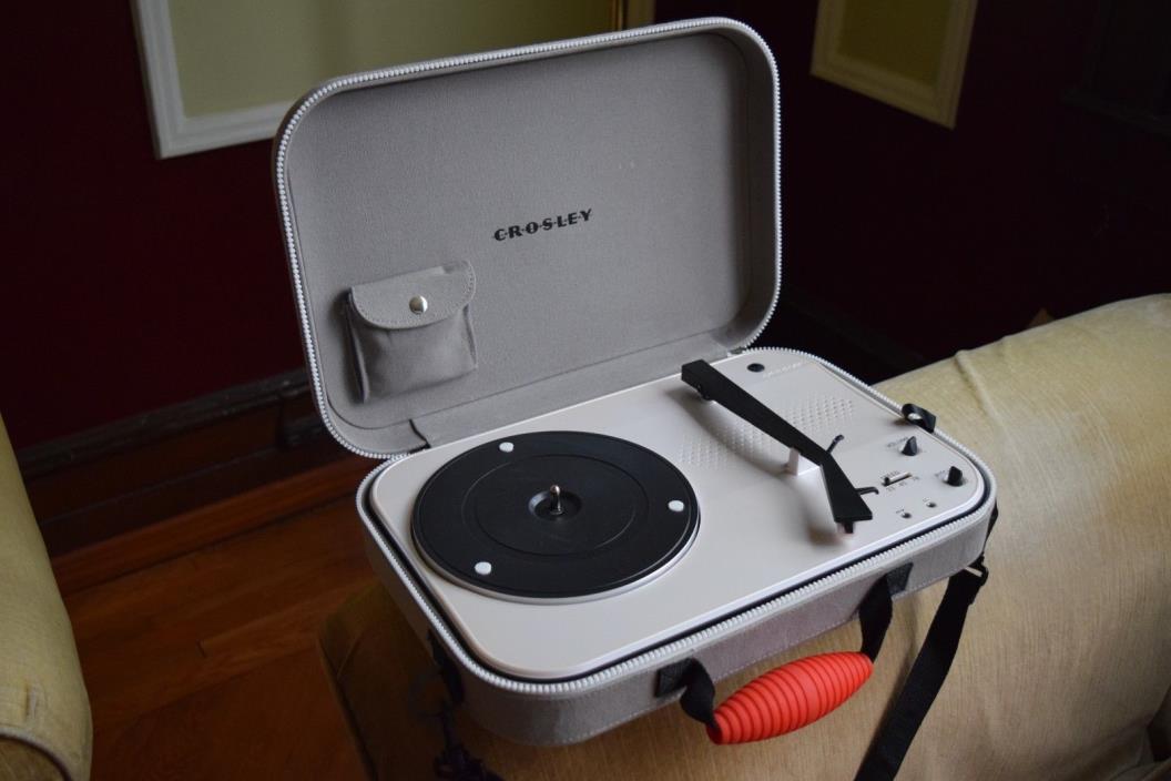 Crosley MESSENGER Turntable Gray -- Portable Vinyl Record Player
